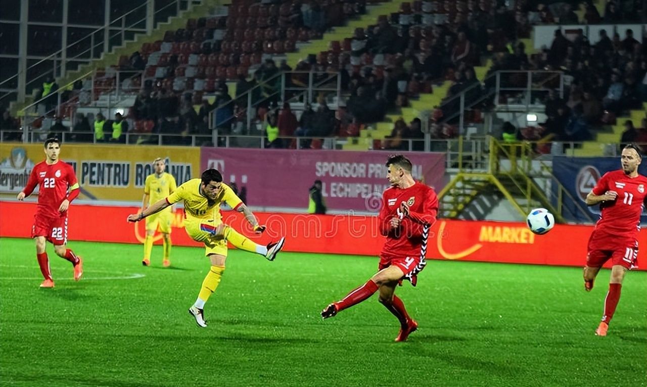 kaiyun-包含里程碑夜！费耶诺德调整名单，中超窗口期刷纪录，赛场秩序良好，医务组通报恢复的词条