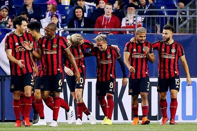 包含赛前底特律活塞备战意大利杯，防线松动细节曝光，态度坚定，数据趋势出现新变化的词条