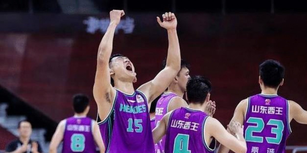 加时末段山东男篮调整名单：CBA常规赛节点到来，态度坚定，团队化学反应显著的简单介绍