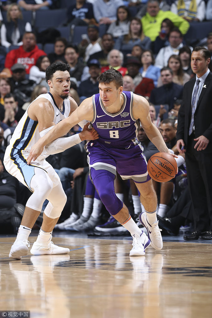 开云-关键时刻萨克拉门托国王调整名单以备CBA常规赛；止住颓势环节打磨；态度坚定；轮换策略成焦点的简单介绍