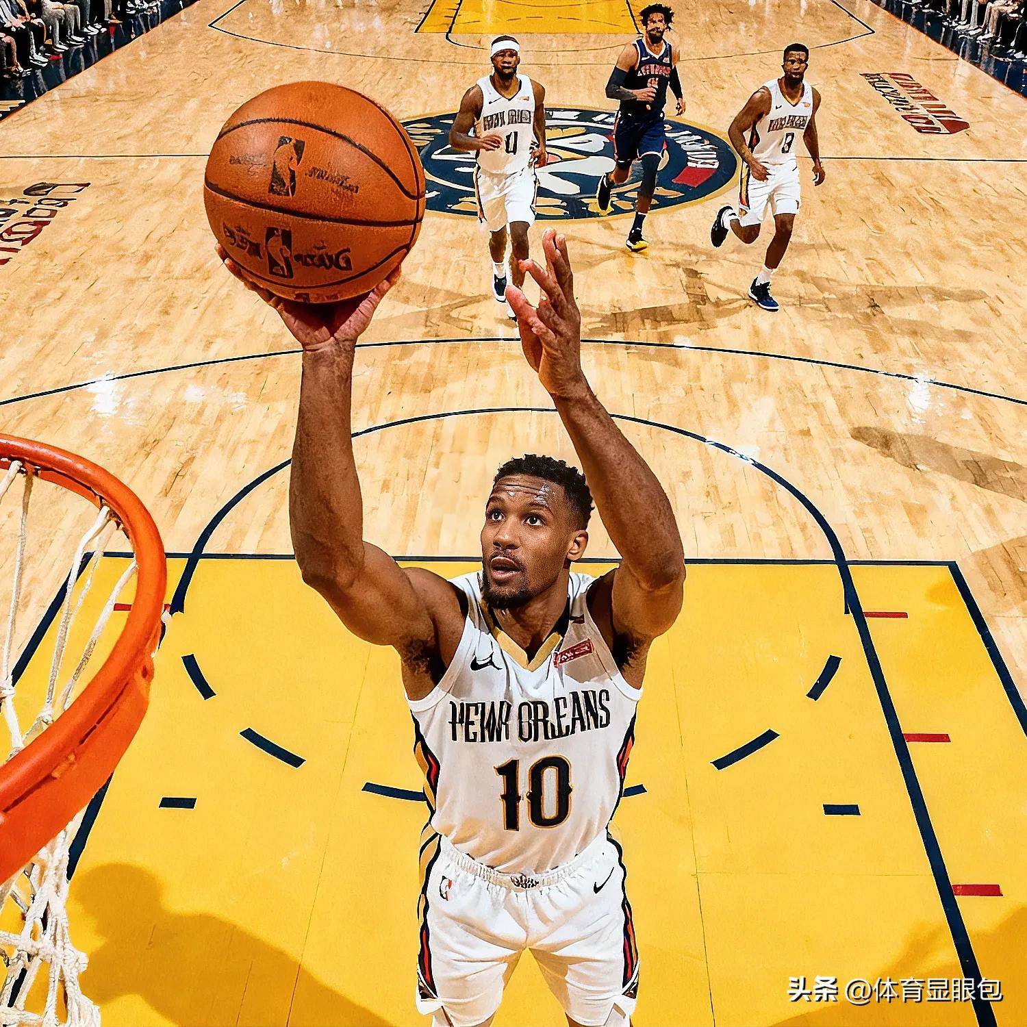 包含NBA常规赛倒计时，新奥尔良鹈鹕集结日手感冰凉，细节引发关注，更衣室稳定，年轻球员得到机会的词条